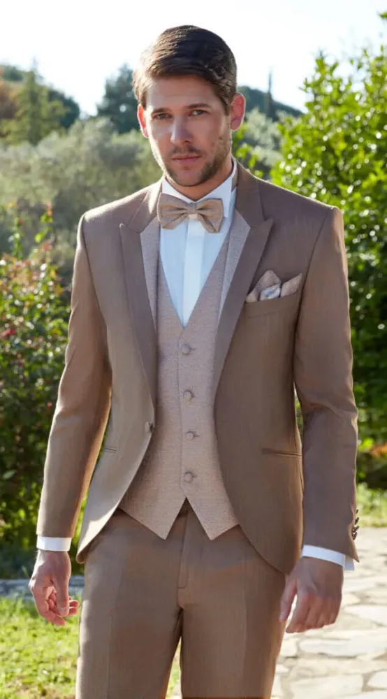 984-240-VARGAS-CAMEL-1-scaled-e1736416179289