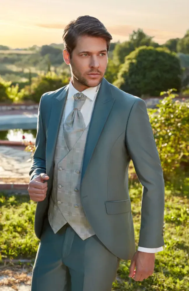 1016-370-NEPAL-VERT-scaled-e1736419257954