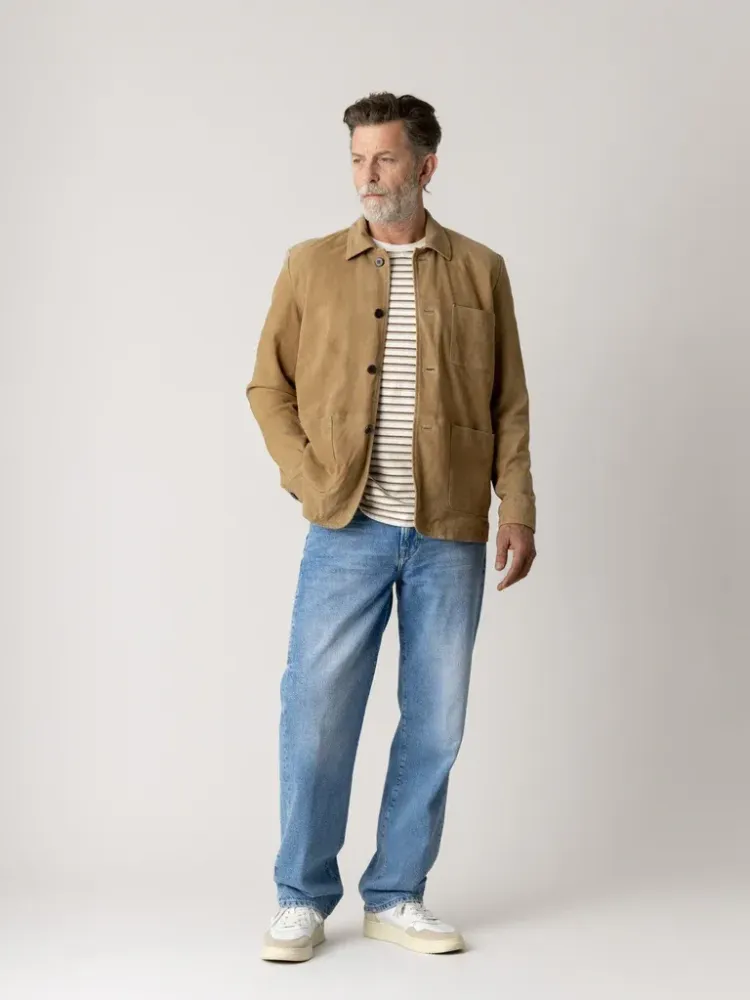 509510675MMGConorSuedeJacketToastedCoconut-510020675MMGDaniStripeO-SSTeeToastedCoconut-509710405MMGSteveRetroWideJeansLightBlueDenim